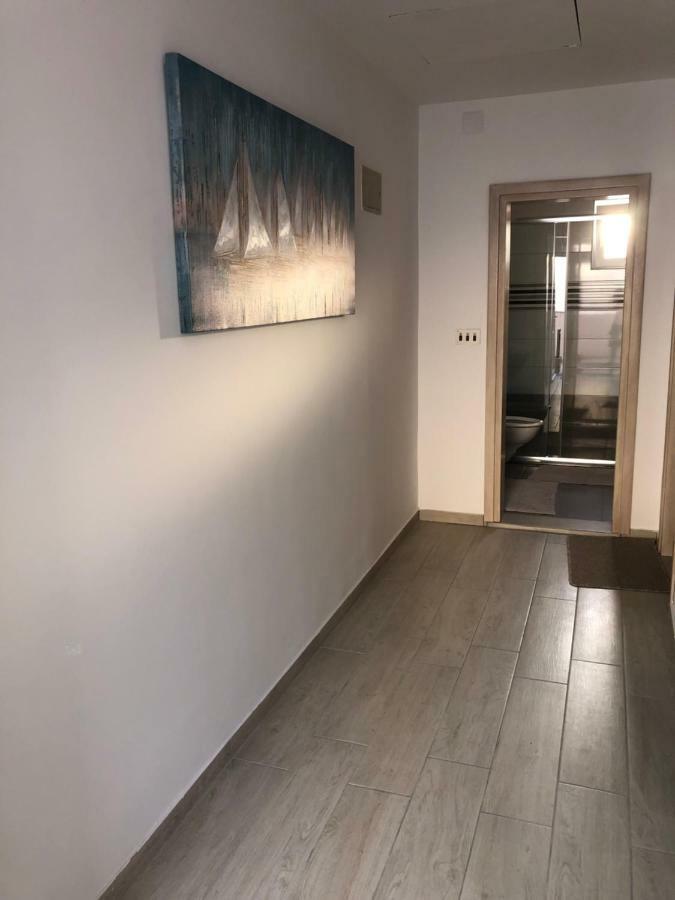 Apartmans And Rooms "Slavica" ノヴァリャ エクステリア 写真